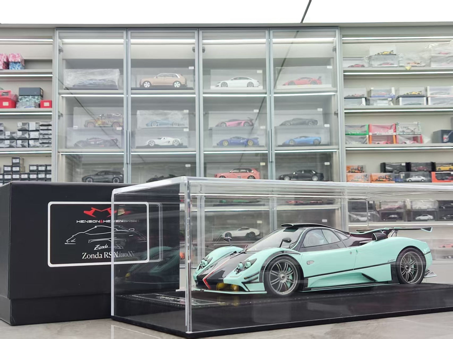 HH Model 1/18 Pagani Zonda Specials RSJX HH548