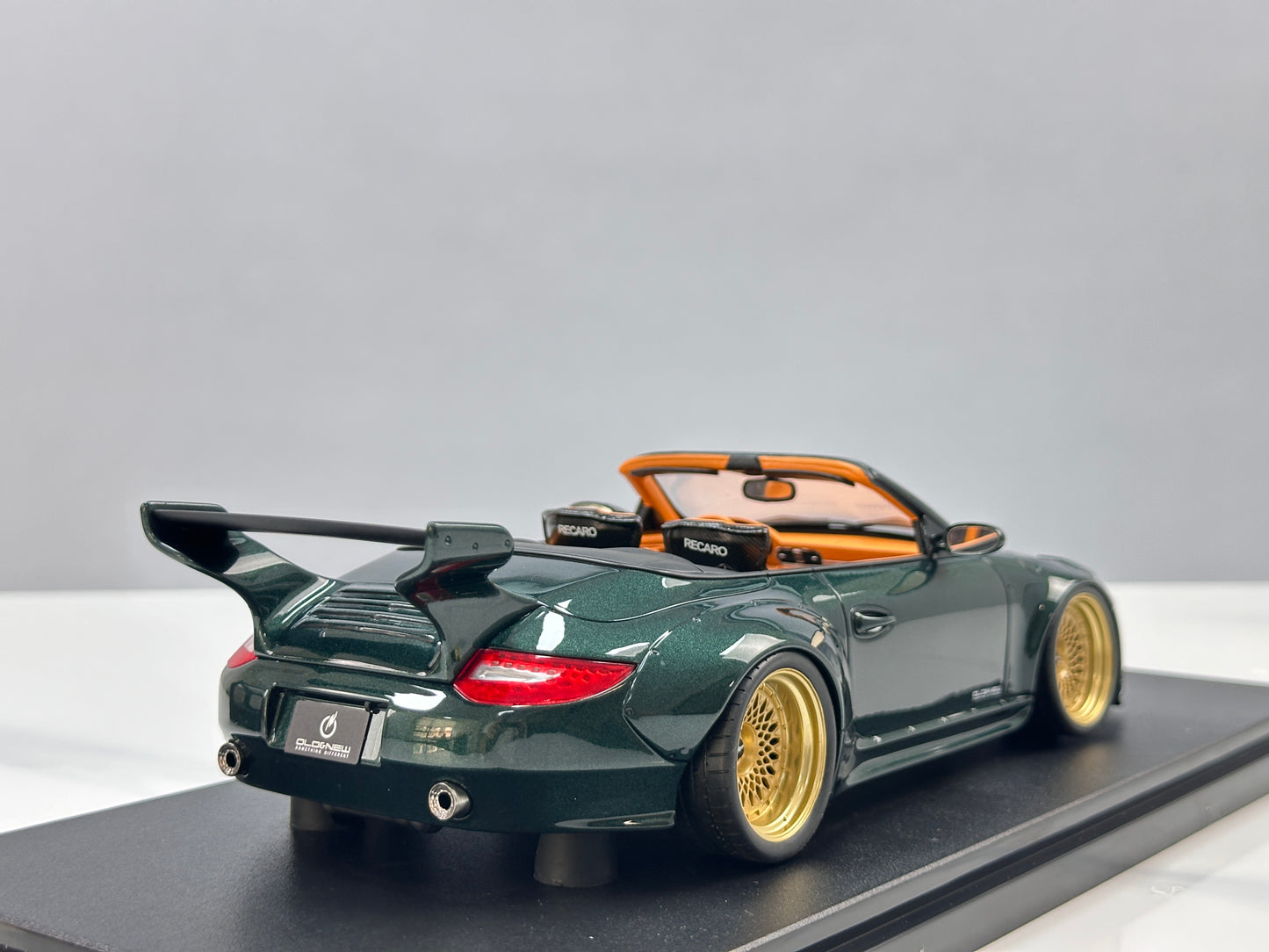 GT Spirit 1/18 Porsche Old & New Tokyo Auto Salon Green GT548