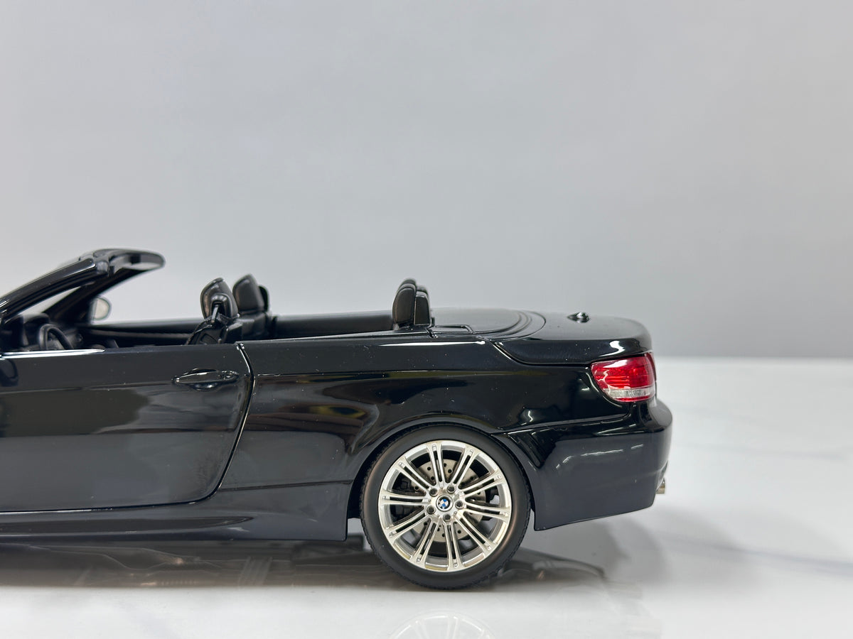 KYOSHO 1/18 BMW M3 Convertible (E93M) Black 08738BK