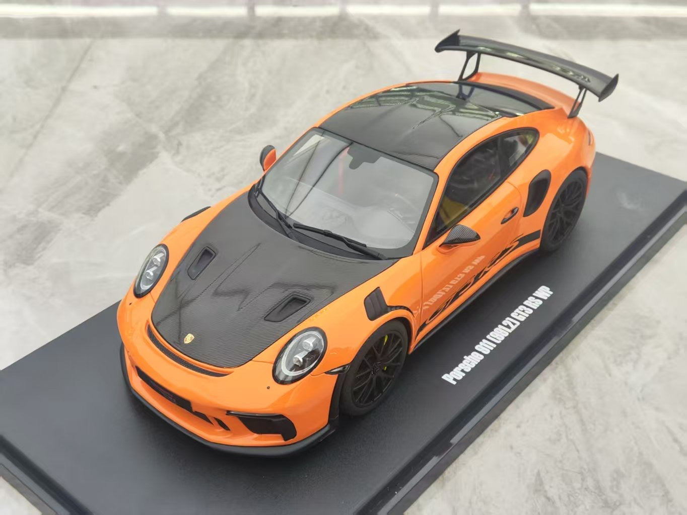 GT SPIRIT 1/18 Porsche 911 GT3 RS Car Model CLDC044