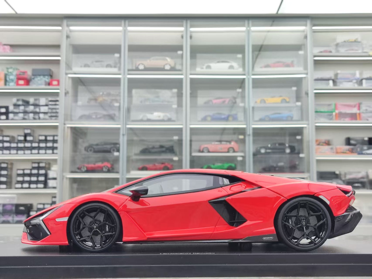 Topspeed 1/18 Lamborghini Revuelto Arancio Dac Lucido Red TS0618