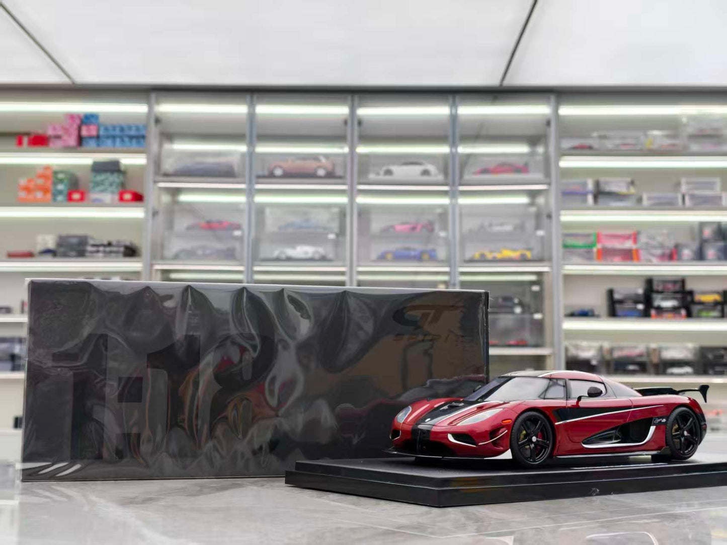 GT Spirit 1/18 KOENIGSEGG AGERA RS GT931