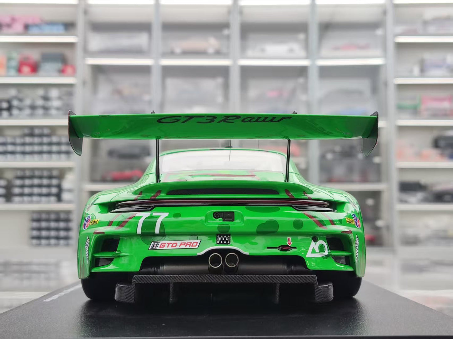TopSpeed 1/18 Porsche 911 GT3 R (992) #77 AO Racing Green Dinosaur TS0684