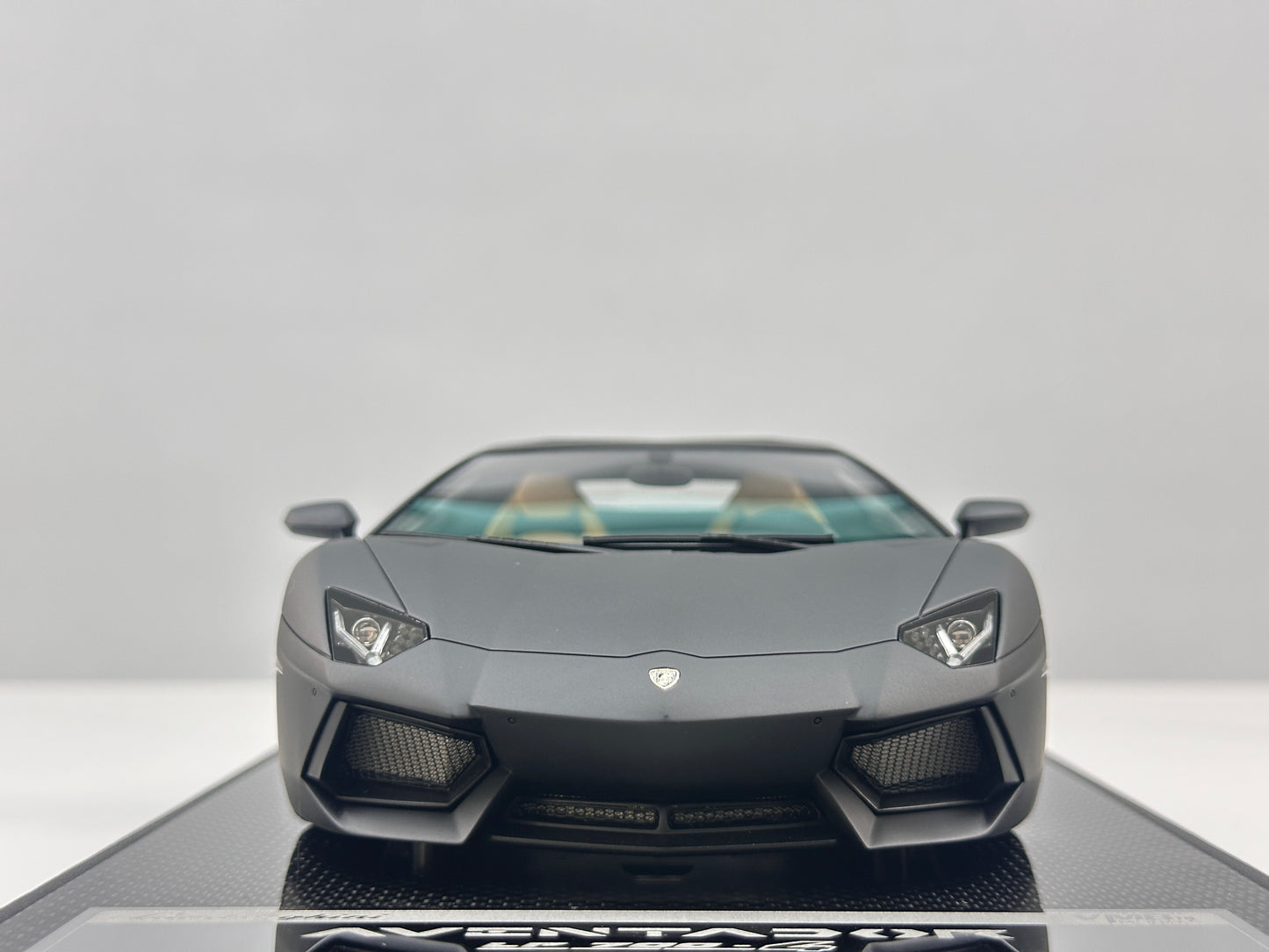 VMB 1/18 Lamborghini Aventador LP700-4 Matte Black VMB066