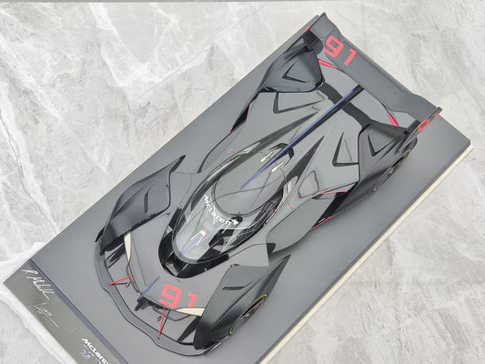 Amalgam 1/8 McLaren Ultimate Vision Gran Turismo - Signature Edition M5955-24