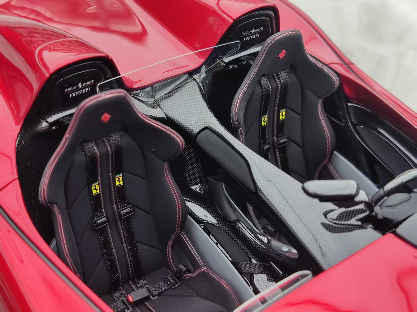 CE 1/18 Ferrari Monza SP2 Volcano Red CE008
