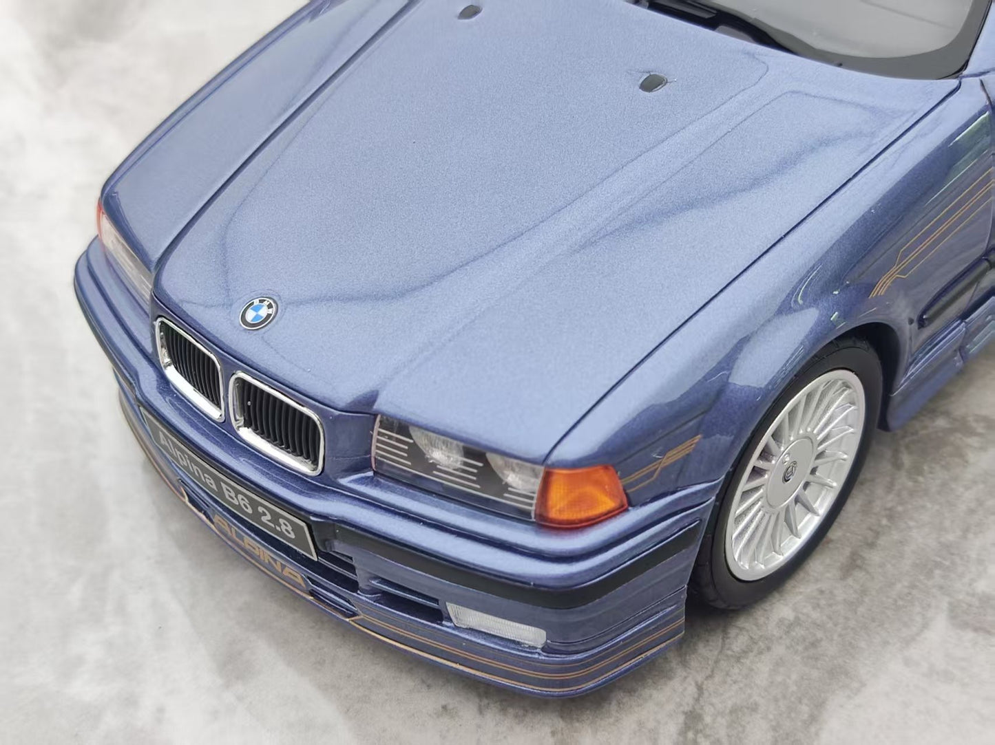 OTTO 1/18 BMW Alpina B6 2.8 Alpina Metallic Blue OT1180