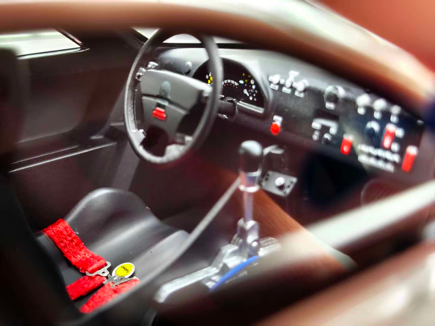 IVY 1/18 Mercedes-Benz CLK GTR Silver #10 IVY235