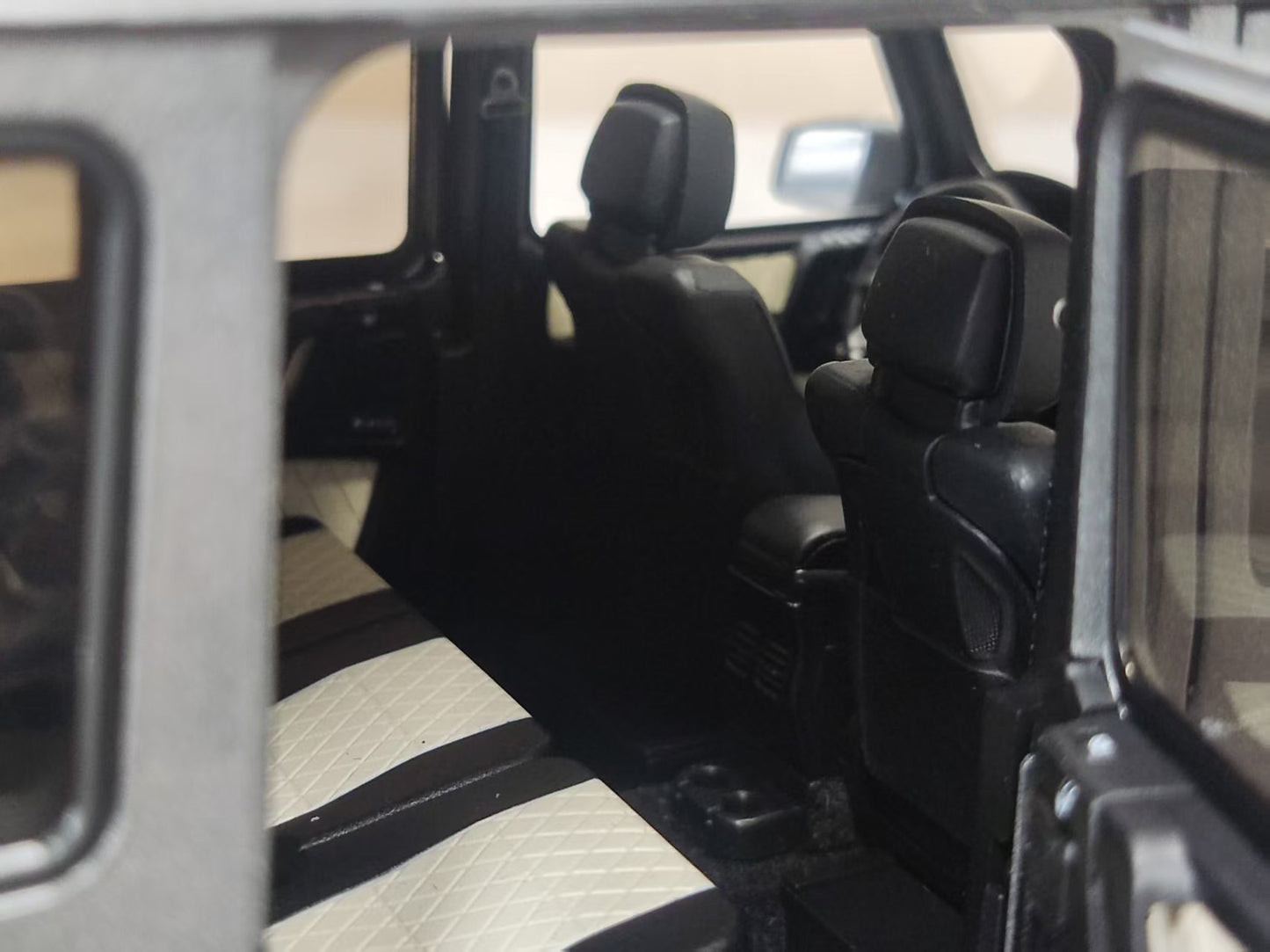 Almost Real 1:18 Mercedes-Benz G65 Matte Grey AR078