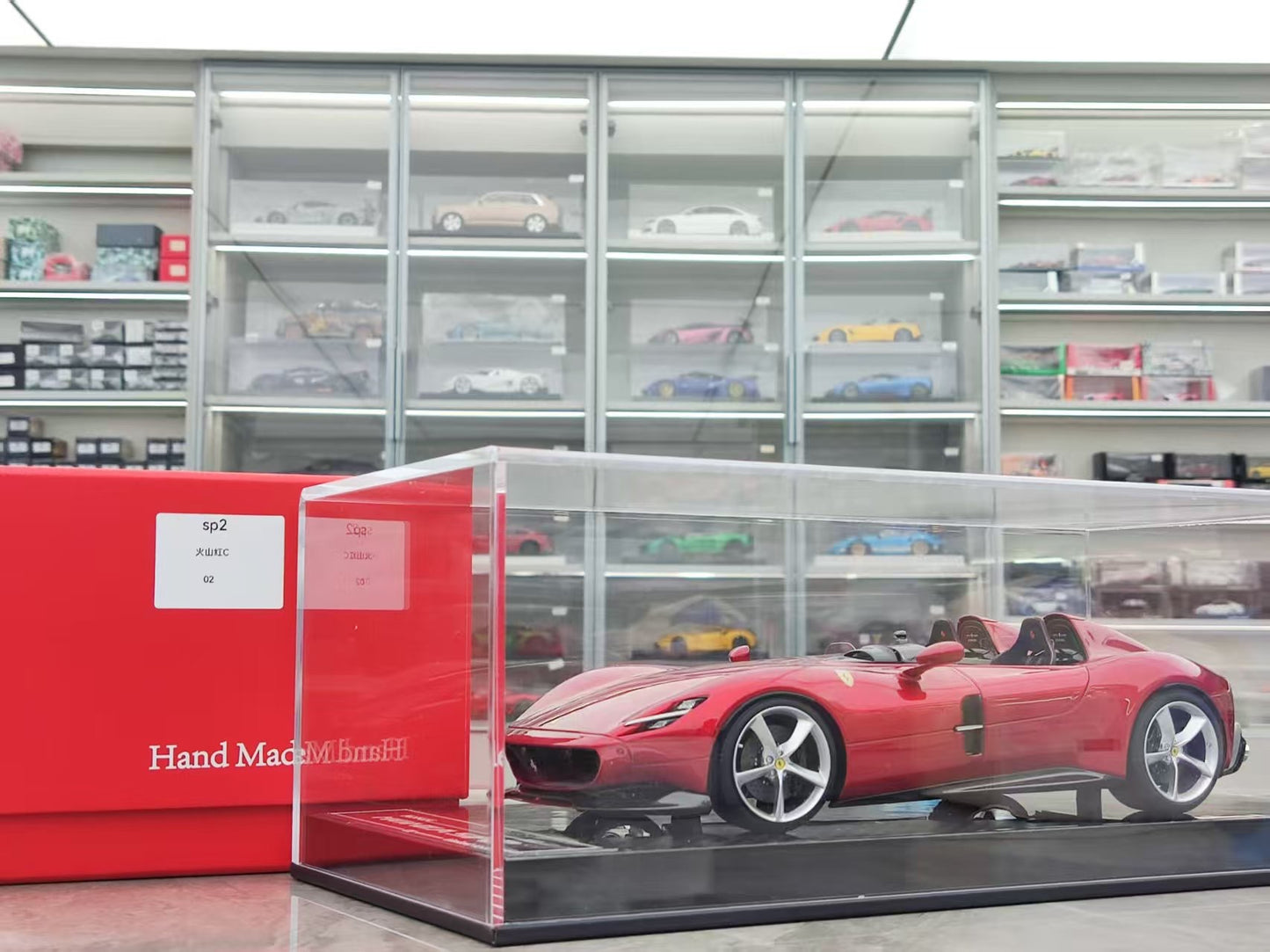 CE 1/18 Ferrari Monza SP2 Volcano Red CE008