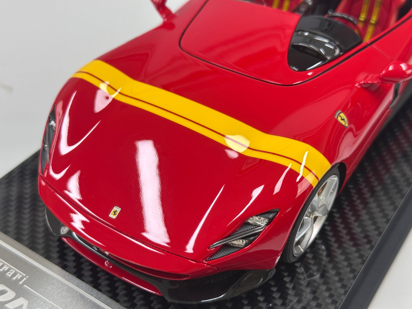 CE 1/18 Ferrari Monza SP2 – Prancing Horse Red (CE012)