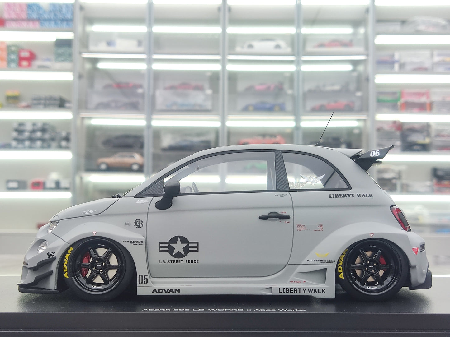 Topspeed 1/18 Abas 595 LB-WORKS x Abas Works Fighters Grey TS0622
