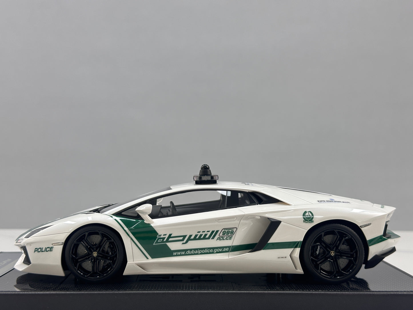 VMB 1/18 Lamborghini Aventador LP700-4 Special Edition Dubai Police Livery VMB067