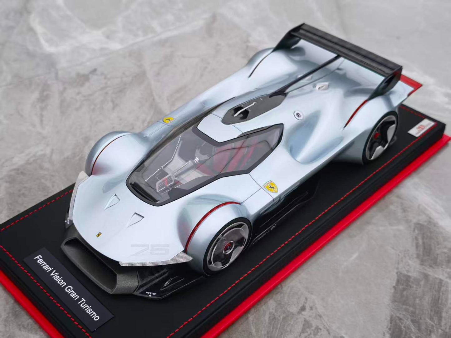 MR 1/18 Ferrari VGT Vision Gran Turismo Titanium Silver FE039A