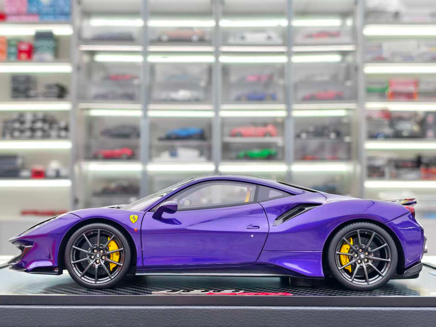 BBR 1/18 Ferrari 488pista Arabian Purple P18145VAST2024CH