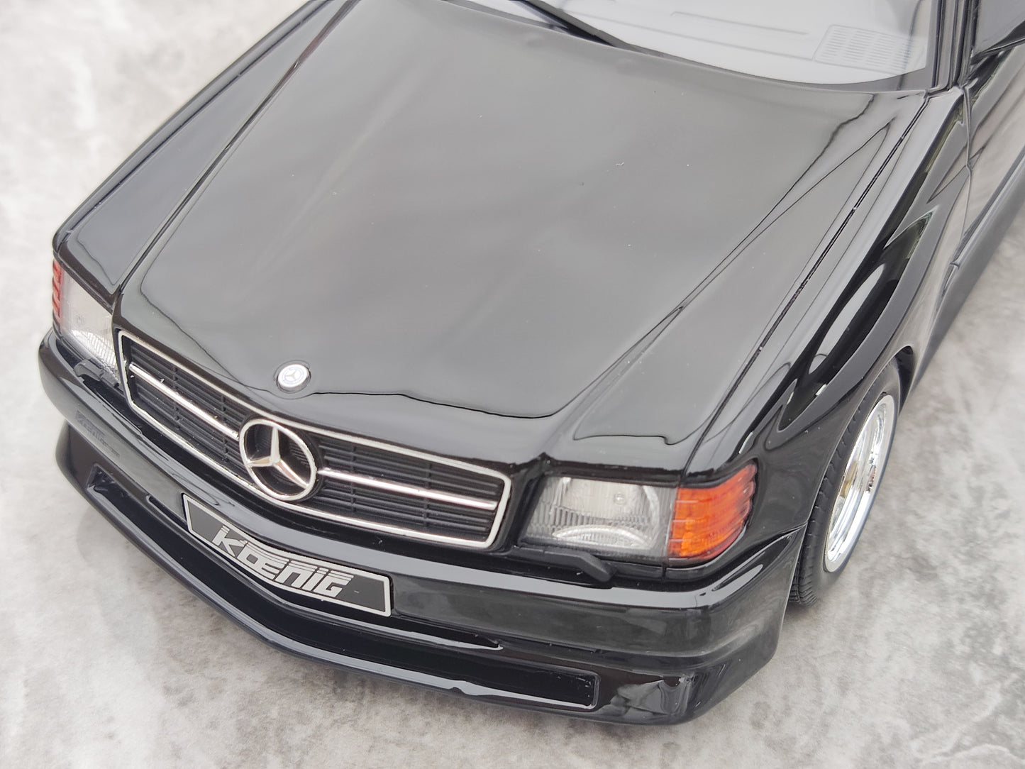 OTTO 1/18 Mercedes SPECIALS 560 Obsidian Black OT1134