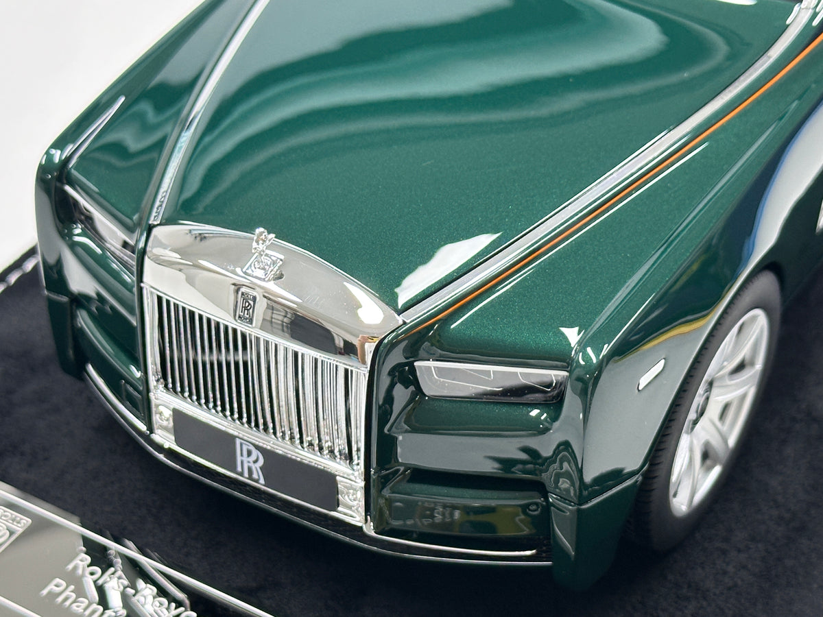 HH Model 1/18 Rolls-Royce Phantom Series II – Peninsula Green (HH734)