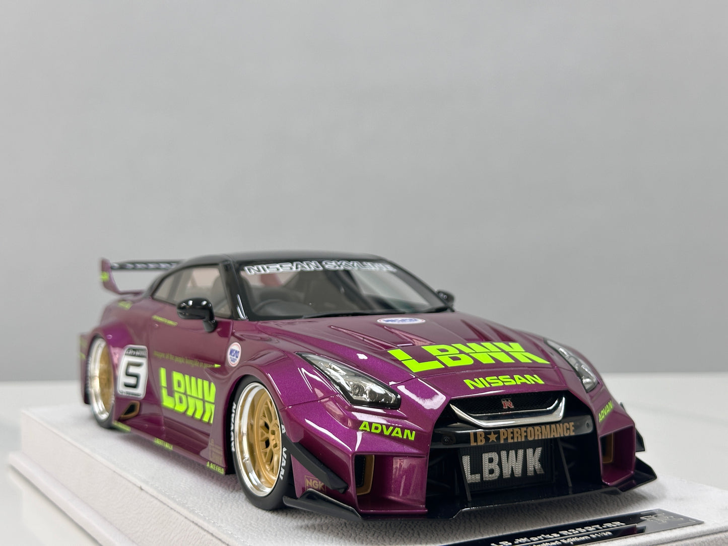 BBA MODEL 1/18 Nissan GTR 35GT-RR Metallic Purple BBA061