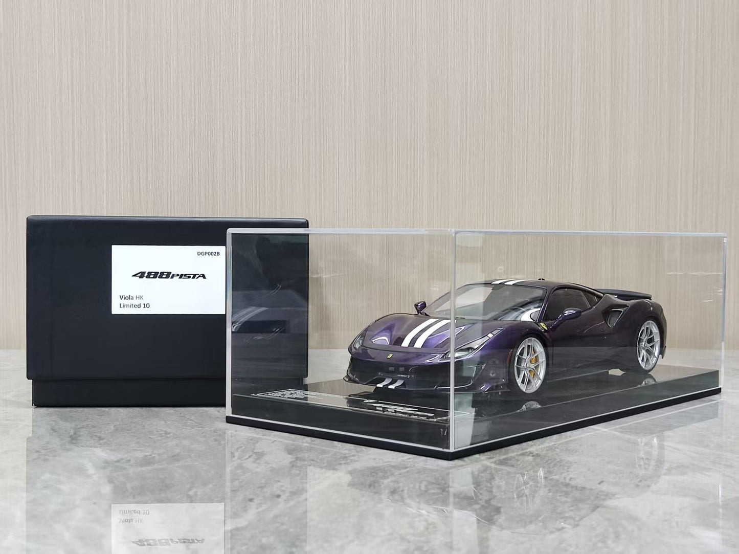 DM Pro 1/18 Ferrari 488 Pista – Purple (Black Base Version B) DGP002B