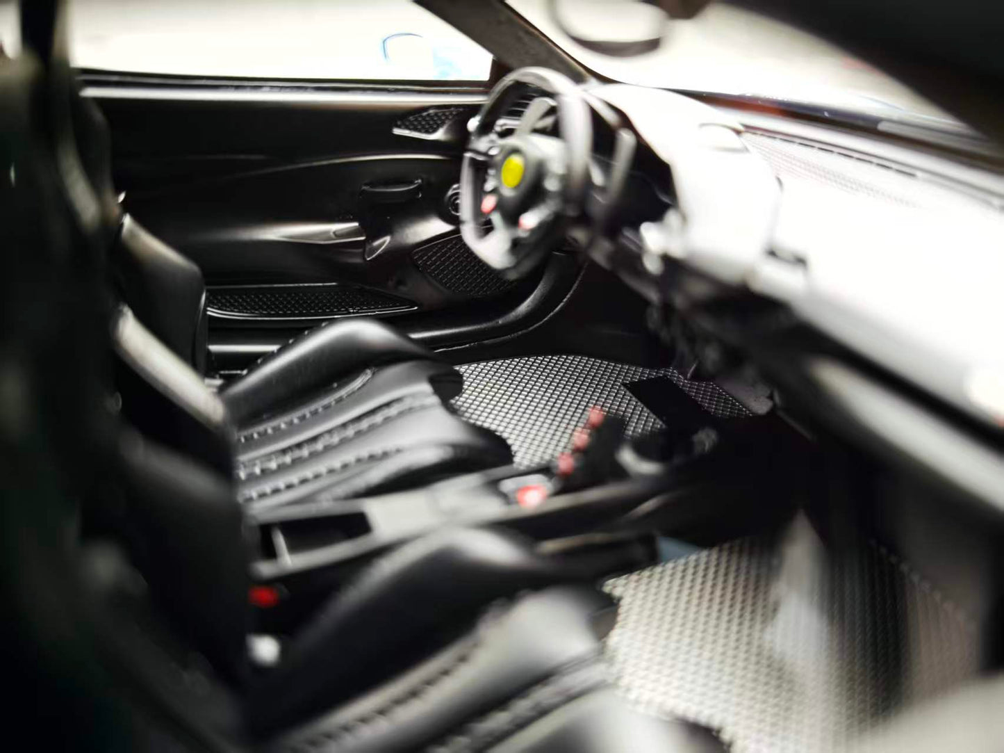 BBA MDOEL 1/18 Ferrari 488PISTA Ice Blue BBA054