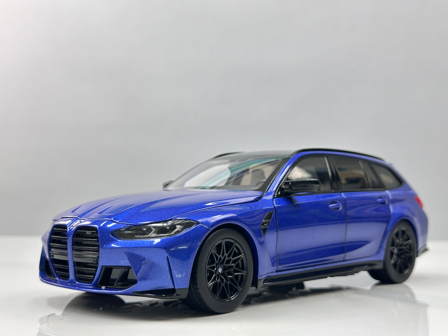 TSM MODEL 1/18 BMW M3 Touring M Portimao Blue TSM181029