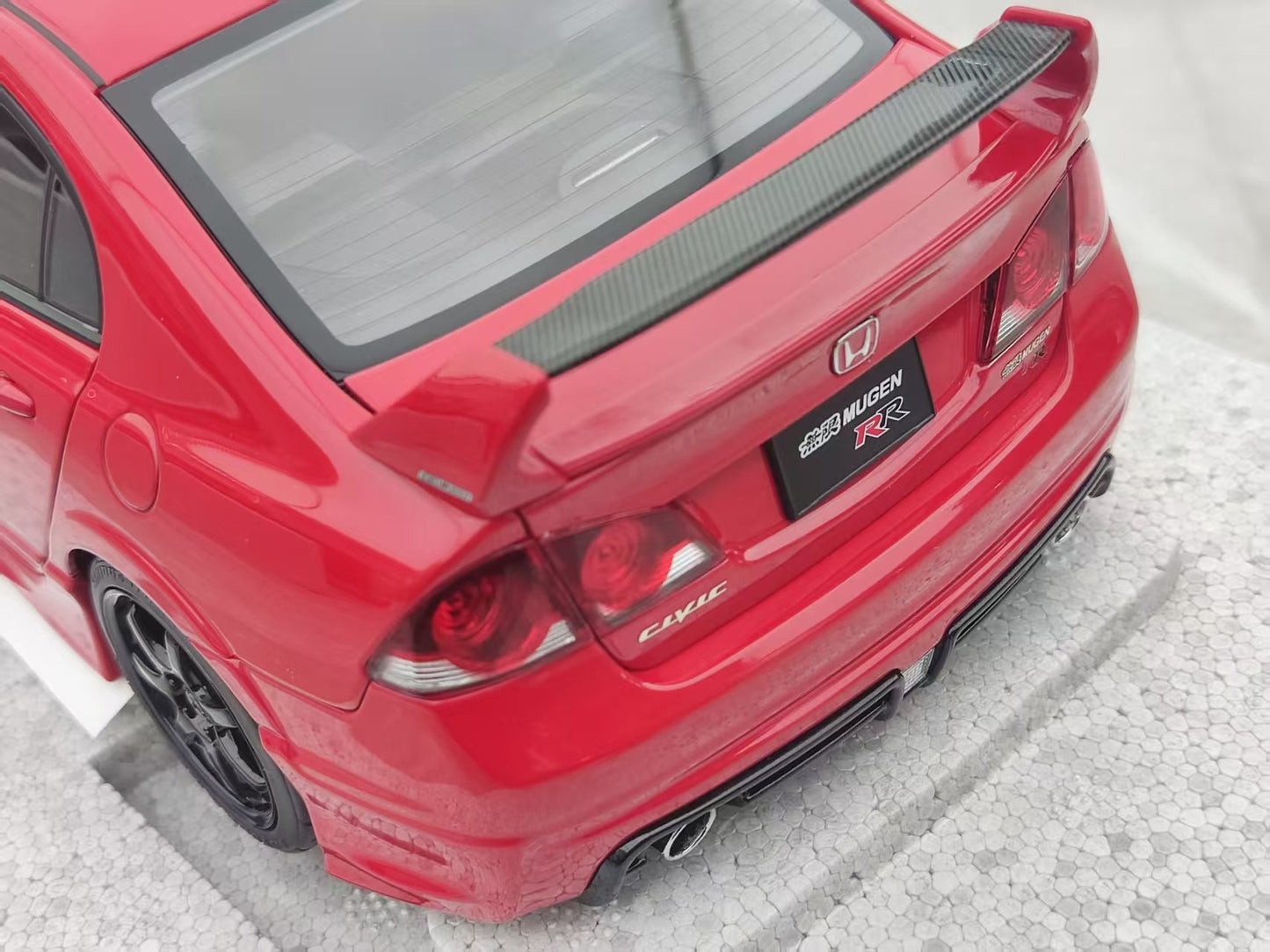 MOTORHELIX 1/18 Honda Civic Type R (FD2) MUGEN RR Milan Red MH352