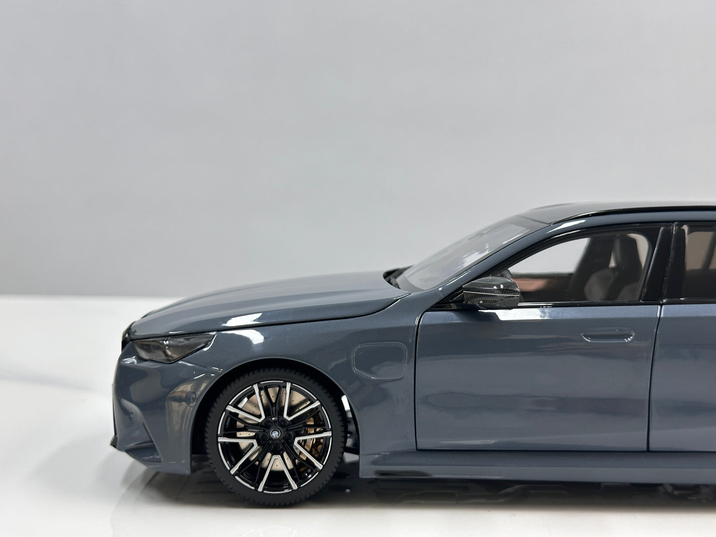 MINICHAMPS 1/18 BMW M5 Touring (2024) – Metallic Grey (110023901)