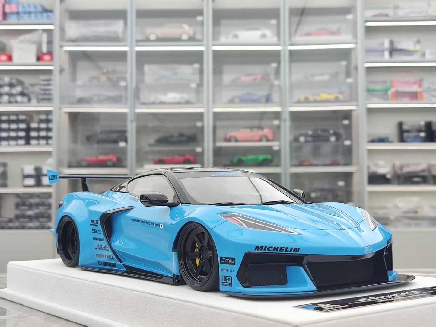 BBA MODEL 1/18 Corvette C8 LB Widebody Modified, Baby Blue (BBA036)