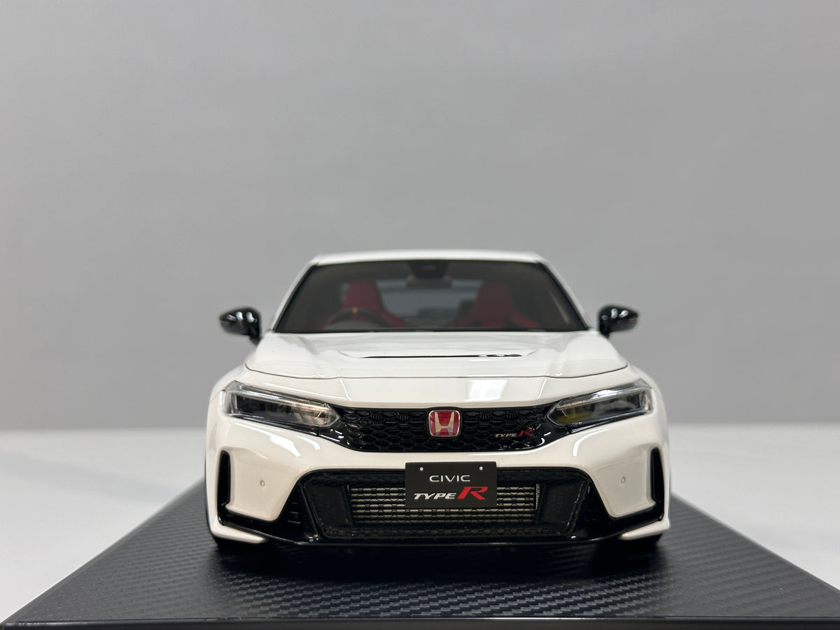 Ignition Model 1/18 Honda Civic Type-R J's Racing (FL5) White IG3935