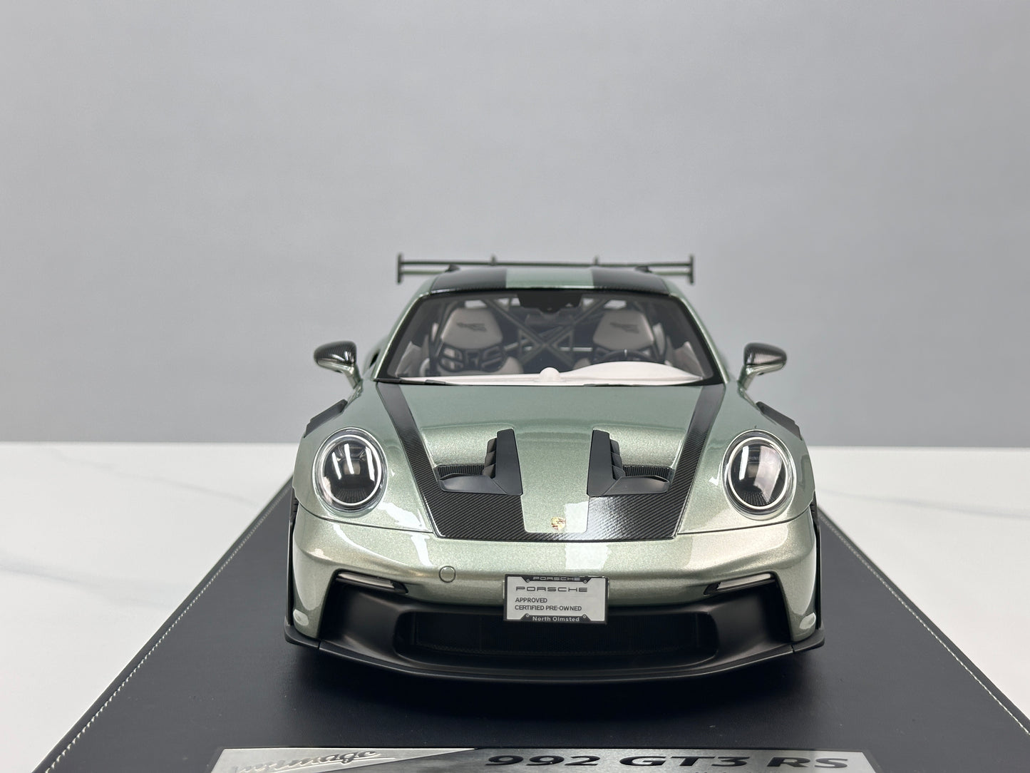 IVY 1/12 Porsche 992 GT3 RS City Bamboo Green and White Ribbon IVY244