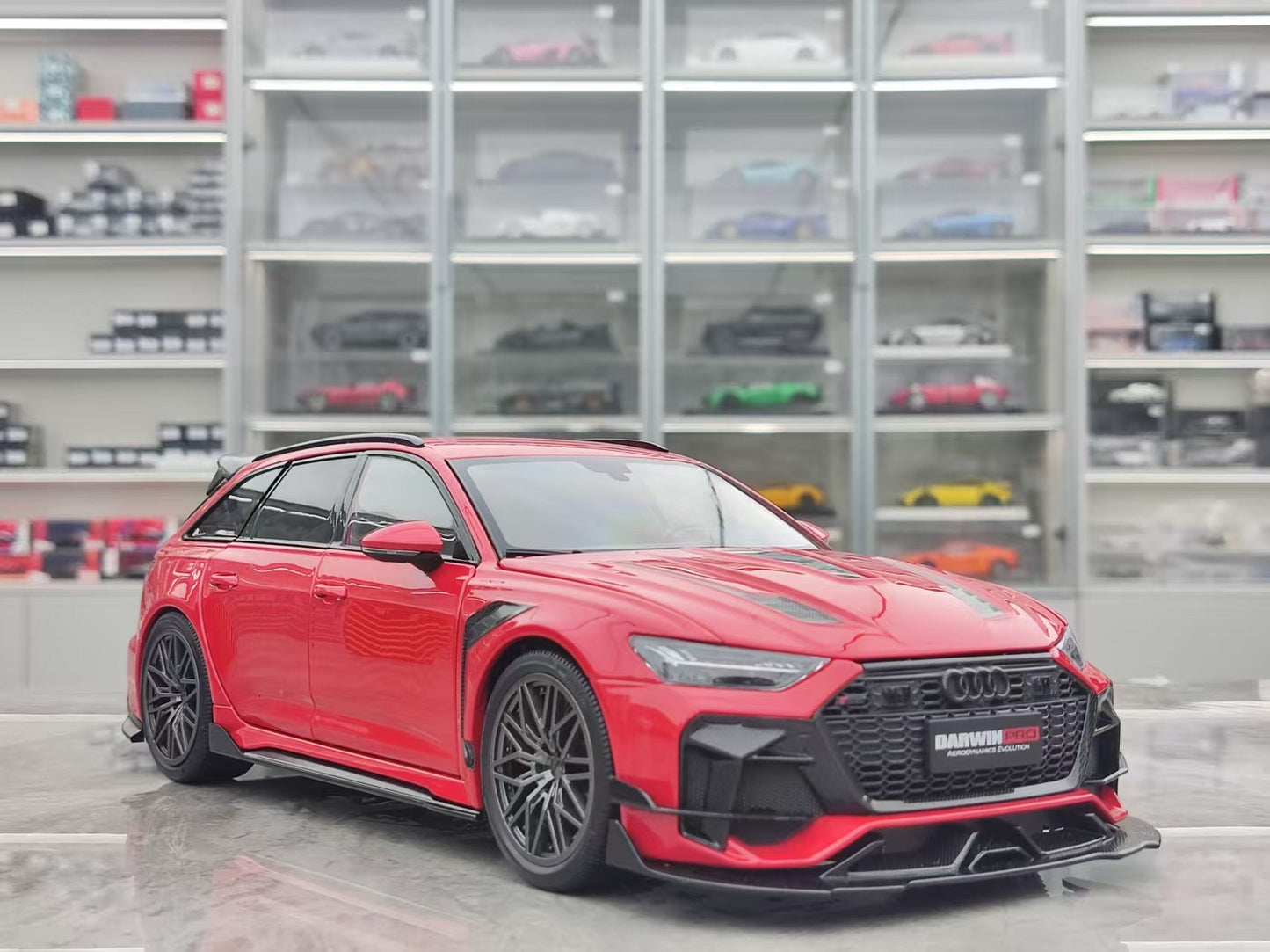 Kilo Works 1/18 Audi RS6 Red KW021