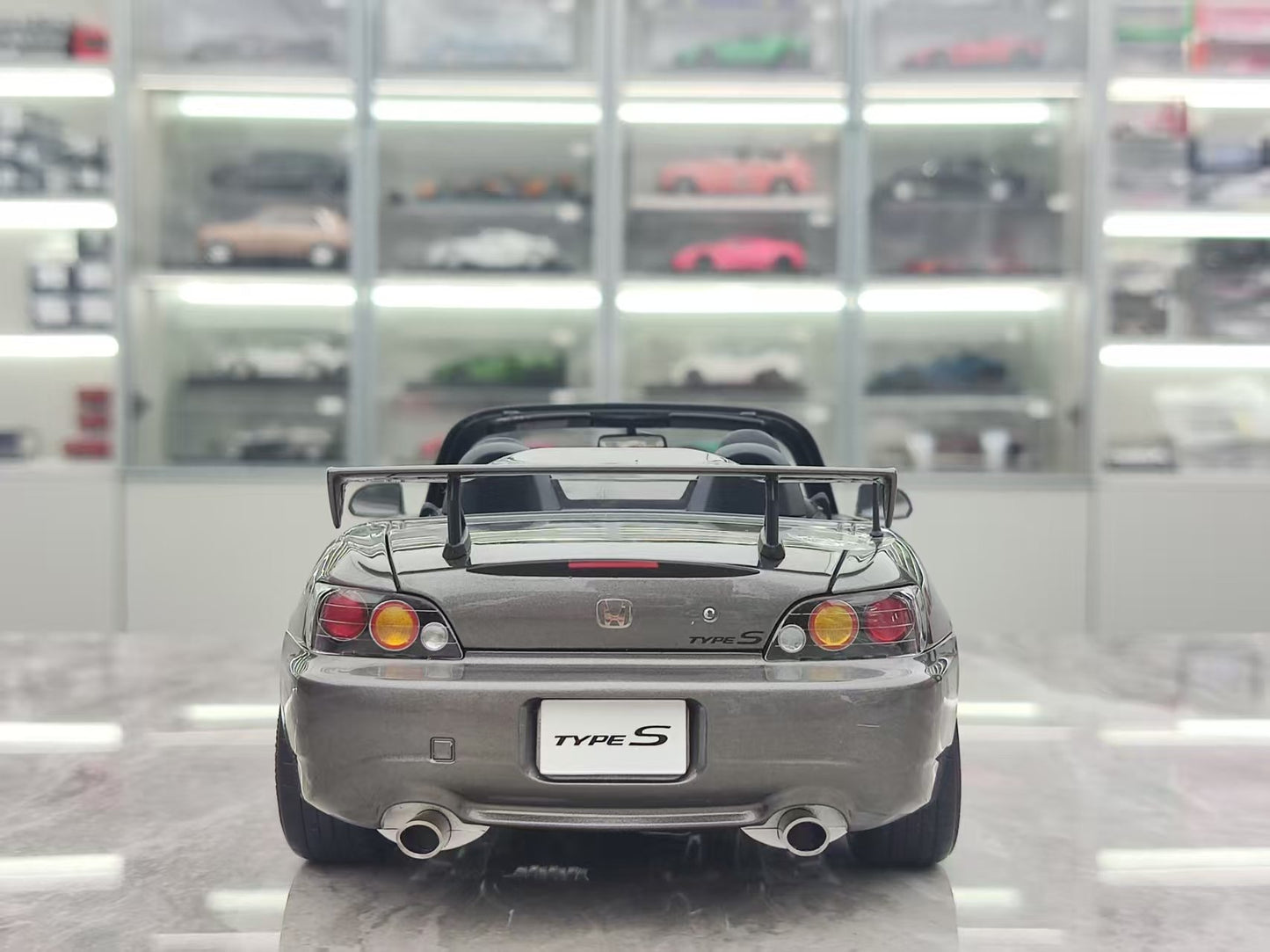 MOTORHELIX 1/18 Honda S2000 TYPE S 2007 Metallic Moon Lime MH323