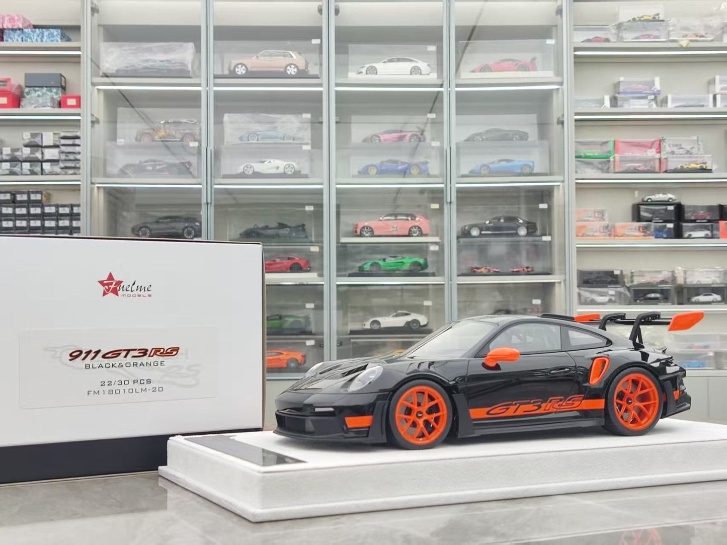 FuelMe 1/18 Porsche 992 GT3RS Black with Orange Decals FM18010LM-20