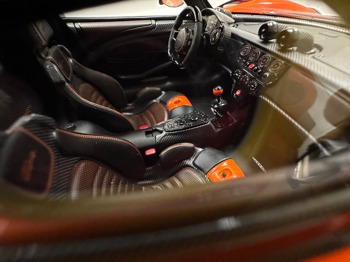BBR 1/18 Pagani Utopia Orange P18223O