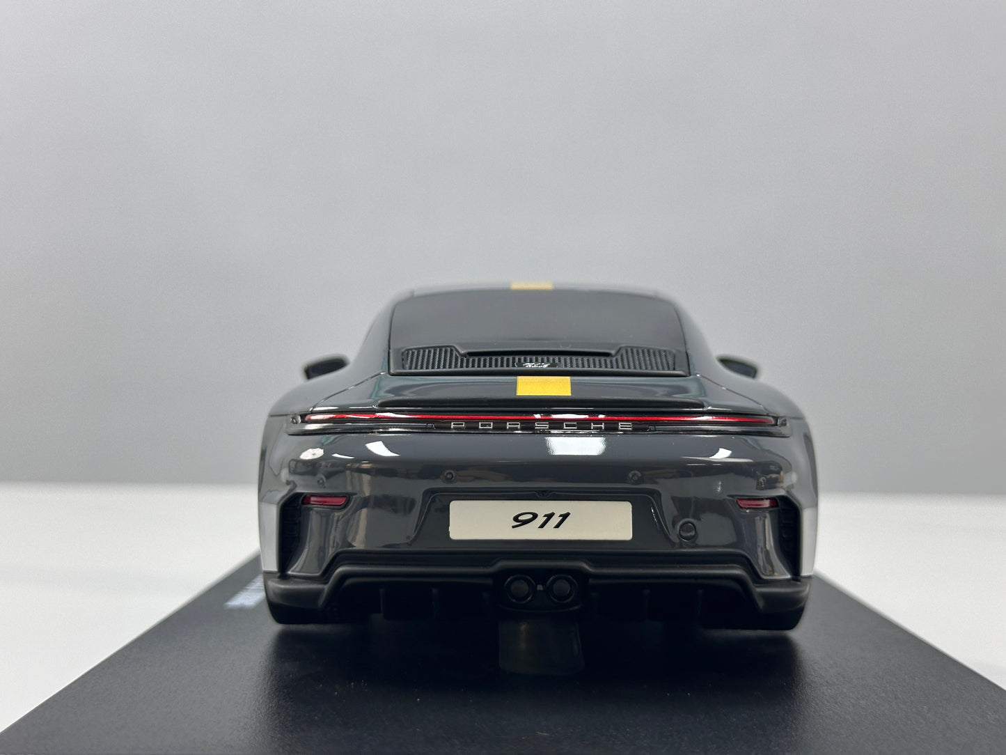 GT Spirit 1/18 Porsche 911 [992.2] GT3 Touring Grey GT577