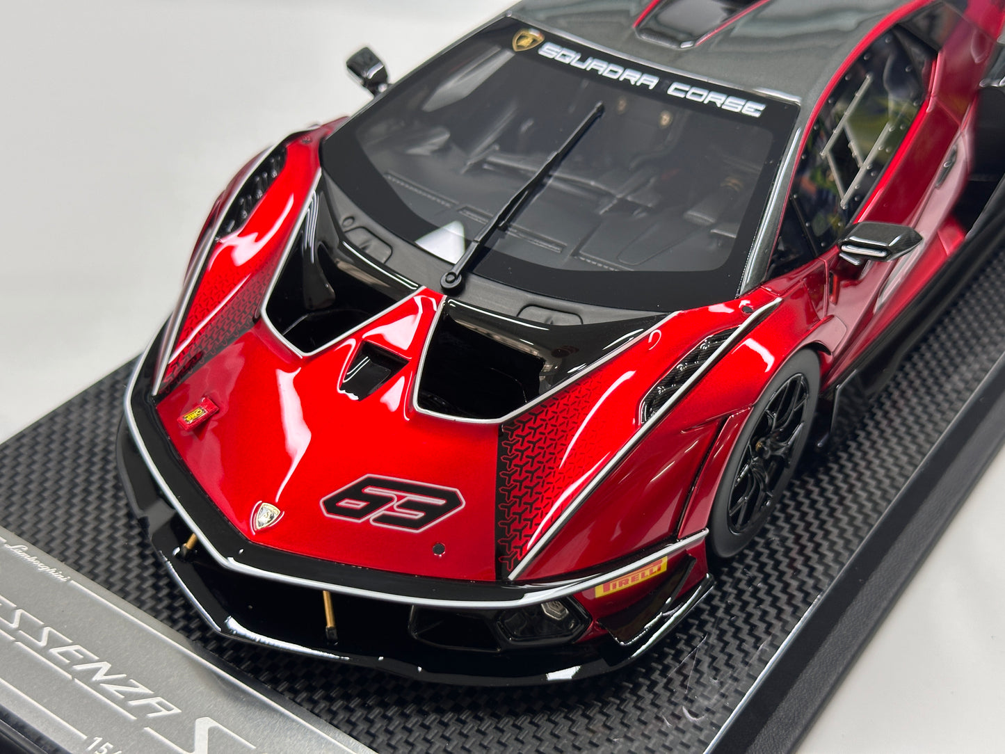 Custom Edition 1/18 Lamborghini Essenza SCV12 Mars Red CE014