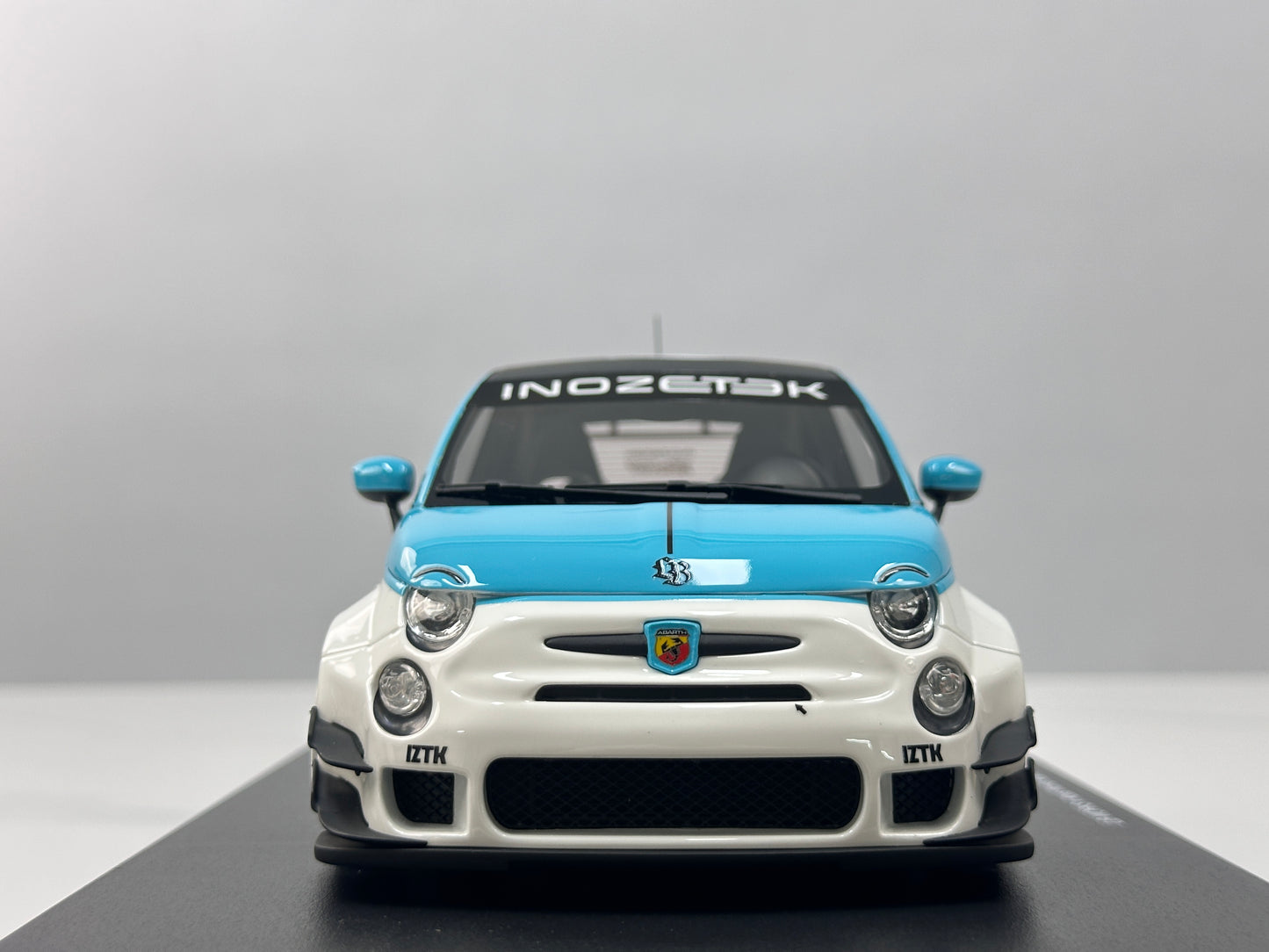 Topspeed 1/18 LB-WORKS x Abarth Works IZTK Abarth 95 – Blue & White Livery (TS0623)