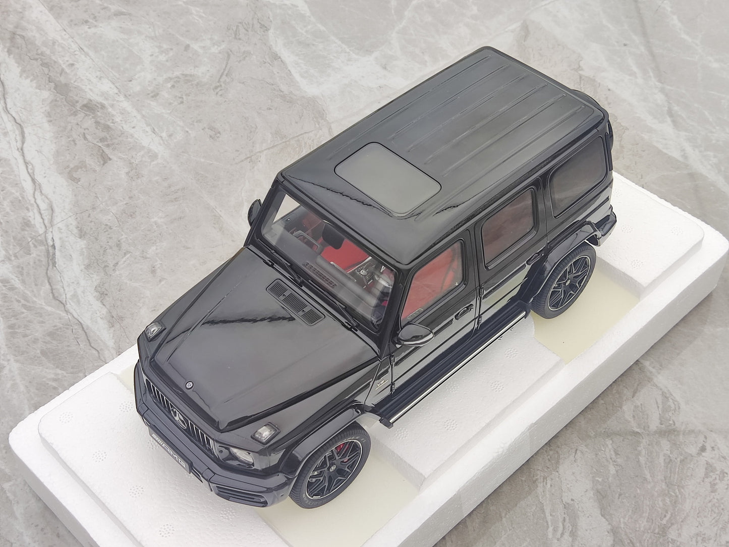 AUTO Art 1/18 Mercedes AMG G63 2019 Black Model Car 76354