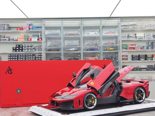 Amalgam 1/8 Ferrari F80 (2024) Red M6324-SC1-14