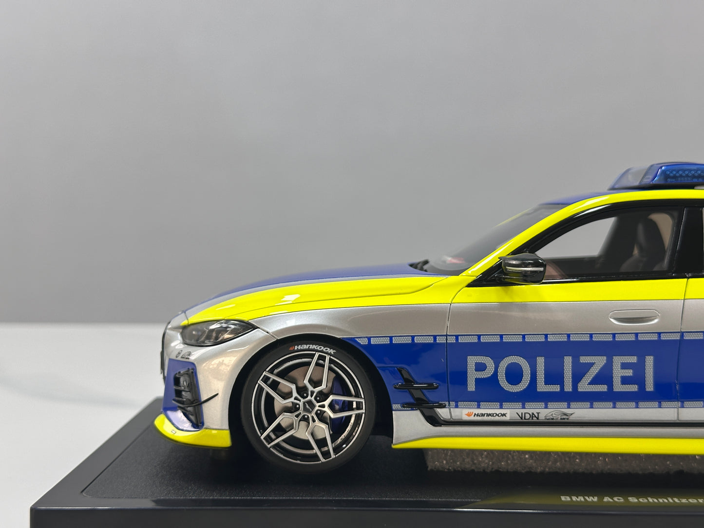 OTTO 1/18 BMW AC SCHNITZER ACS4 POLIZEI 2022 Blue Silver Livery OT1205