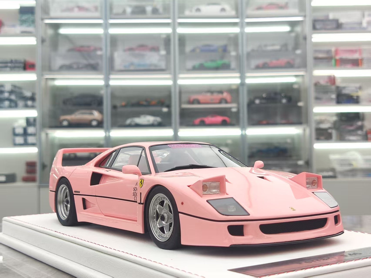 GL 1/18 Ferrari F40 Pink JS-GL012