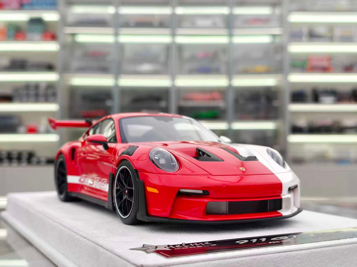 FuelMe 1/18 Porsche 992 GT3 RSSPEC Toronto FM18010LM-16