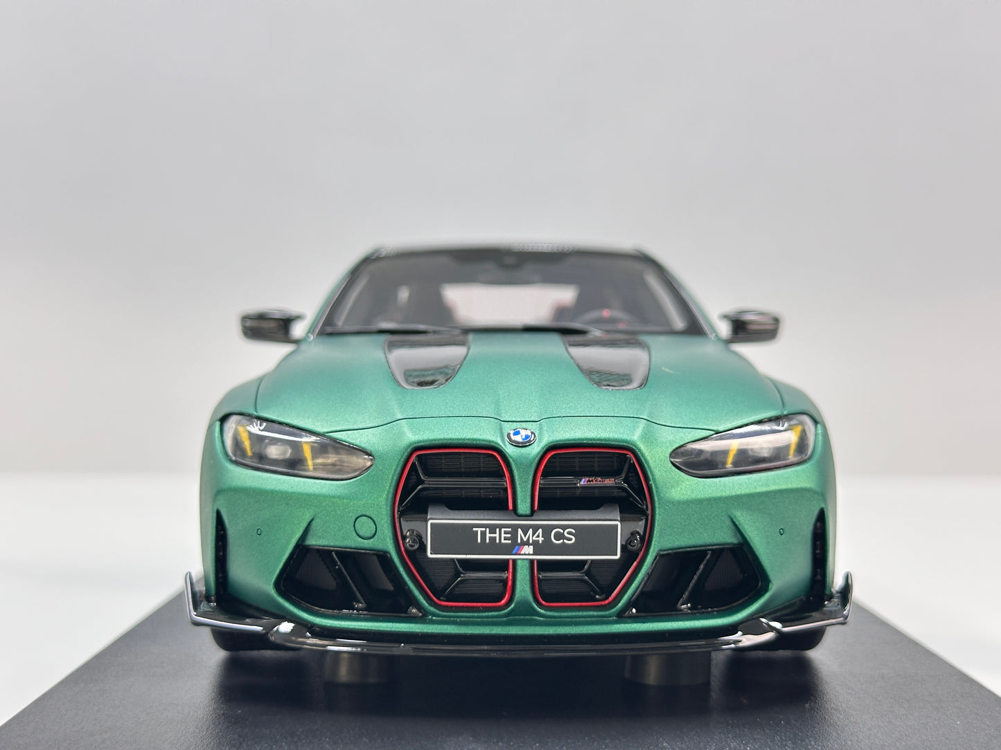 GT Spirit 1/18 BMW M4 CS Green GT994