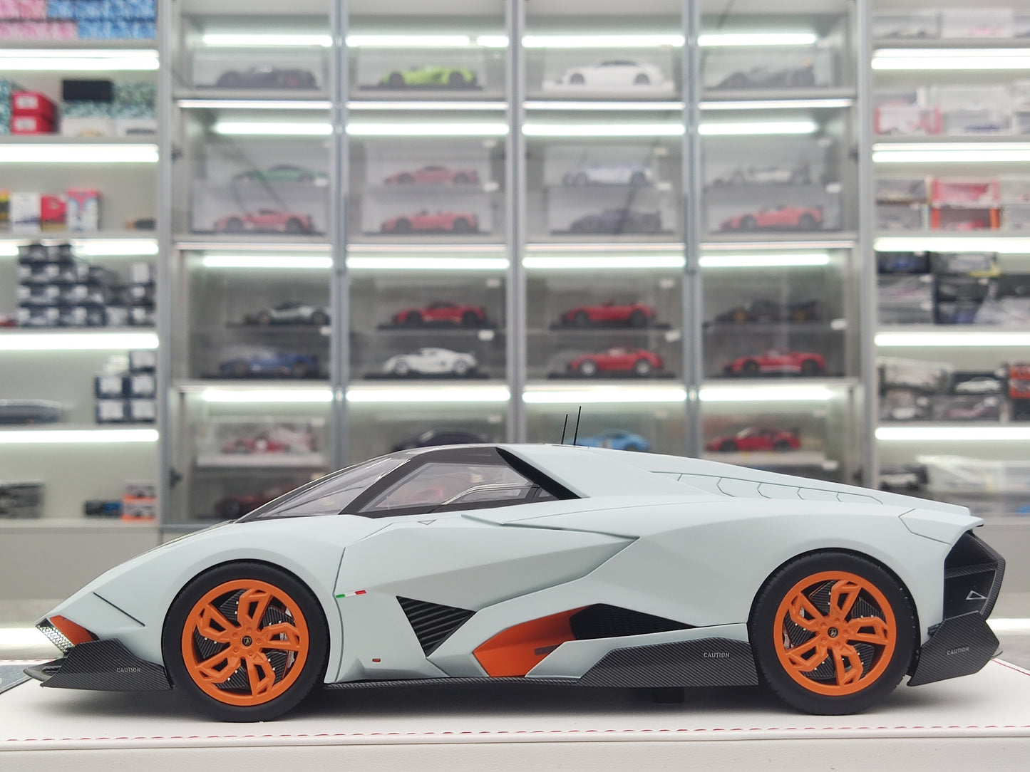 CE 1/18 Lamborghini Egoista Matte Gray Resin Car Model JS-CE003