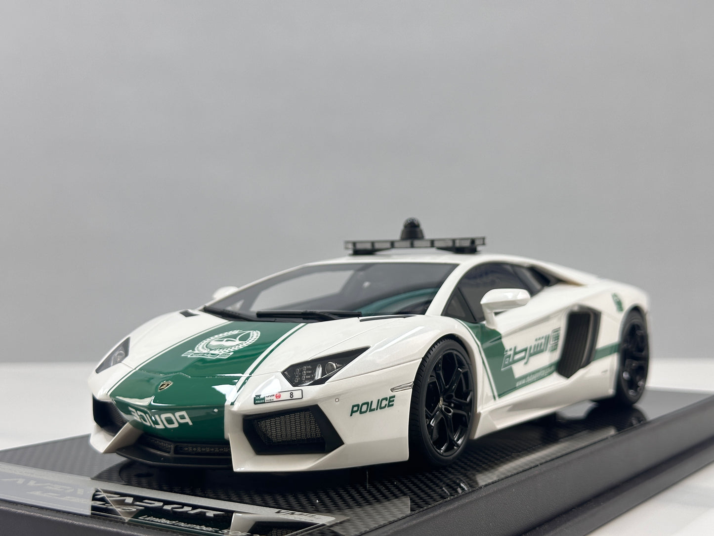 VMB 1/18 Lamborghini Aventador LP700-4 Special Edition Dubai Police Livery VMB067