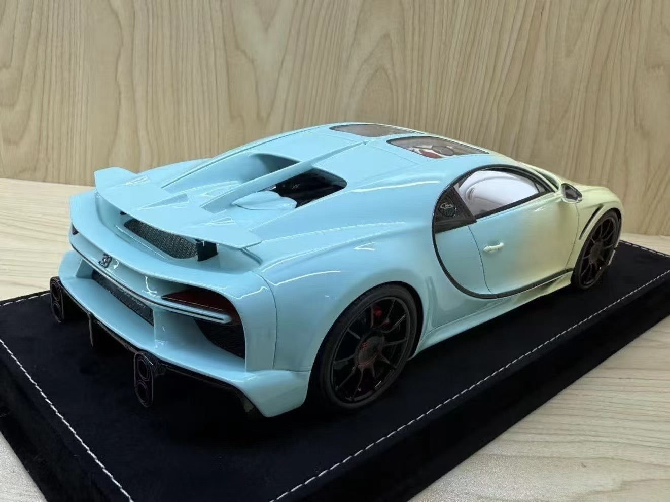 HH Model 1/18 Bugatti Chiron SS