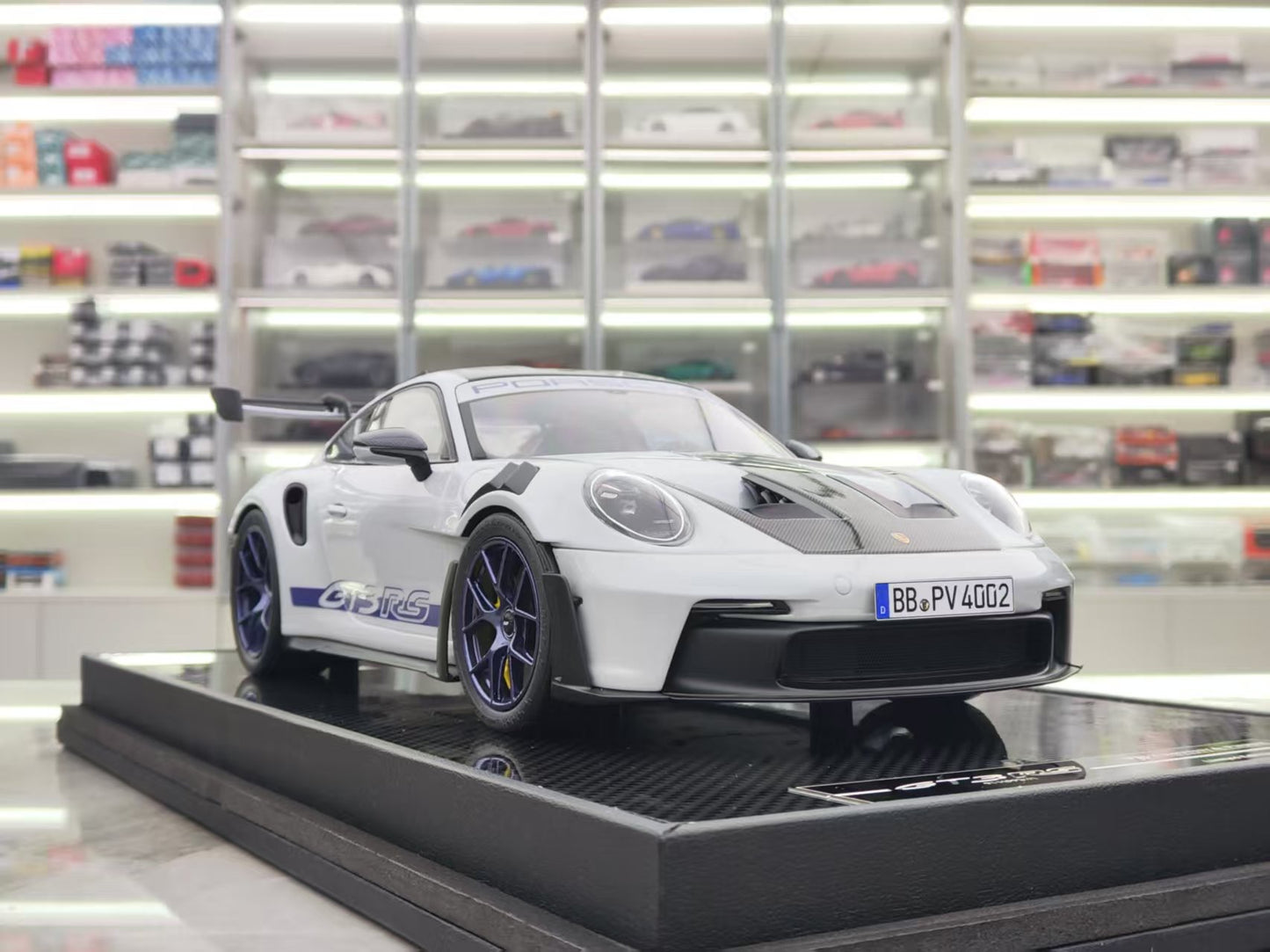 TIMOTHY&PIERRE 1/18 Porsche 992 GT3RS Lap Blue Limited Edition Car Model TP183