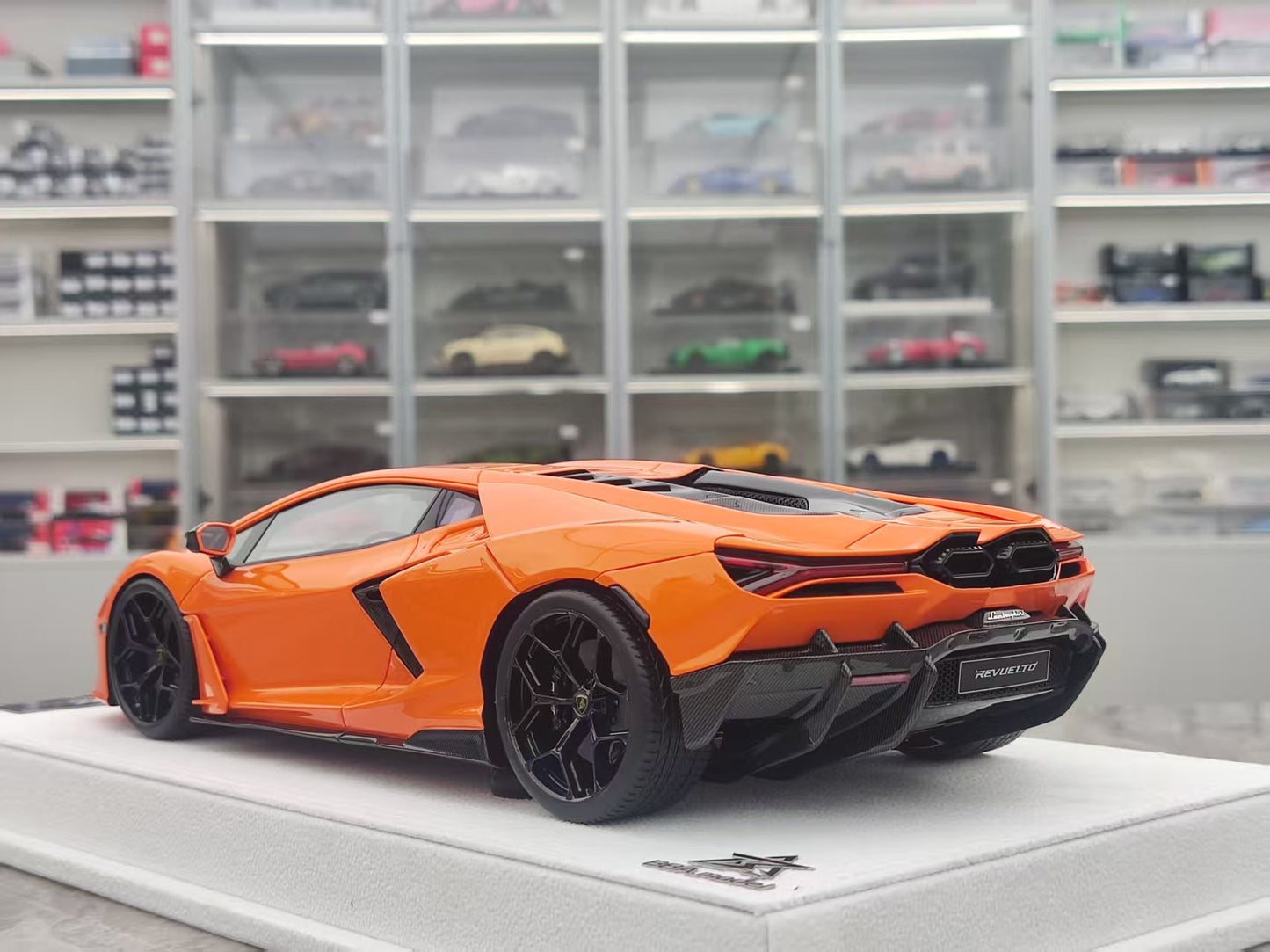 BBA MDOEL 1/18 Lamborghini Revuelto the new generation Aventador orange BBA060
