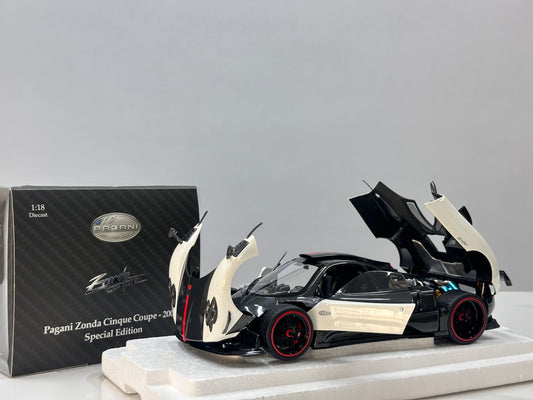 Almost Real 1/18 Pagani Zonda Cinque Coupe - 2009 White 850601101