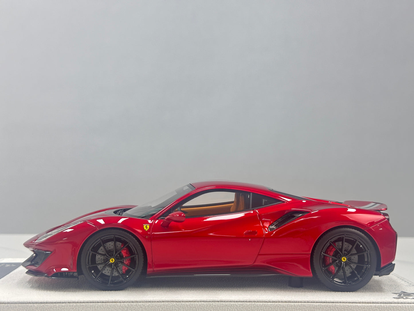 BBA MODEL 1/18 Ferrari 488 Pista – Metallic Red with Silver/Black Livery (BBA089)